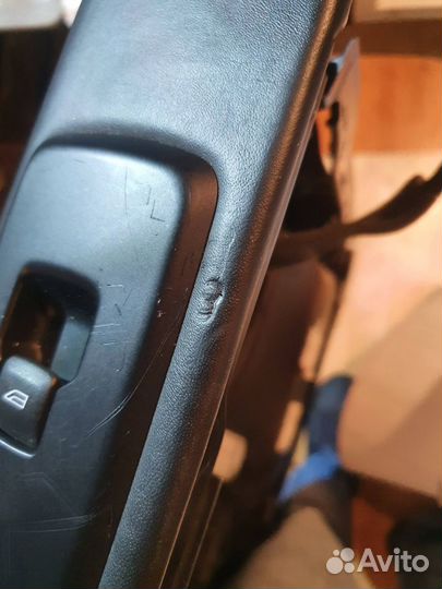 Обшивка двери задней правой audi A8 D4