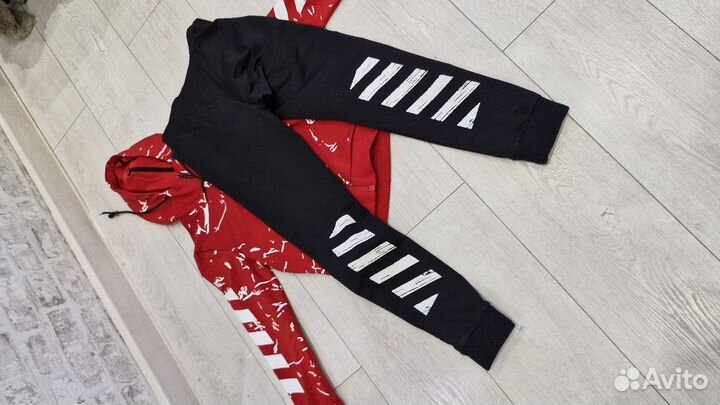 Спортивный костюм для мальчика 128