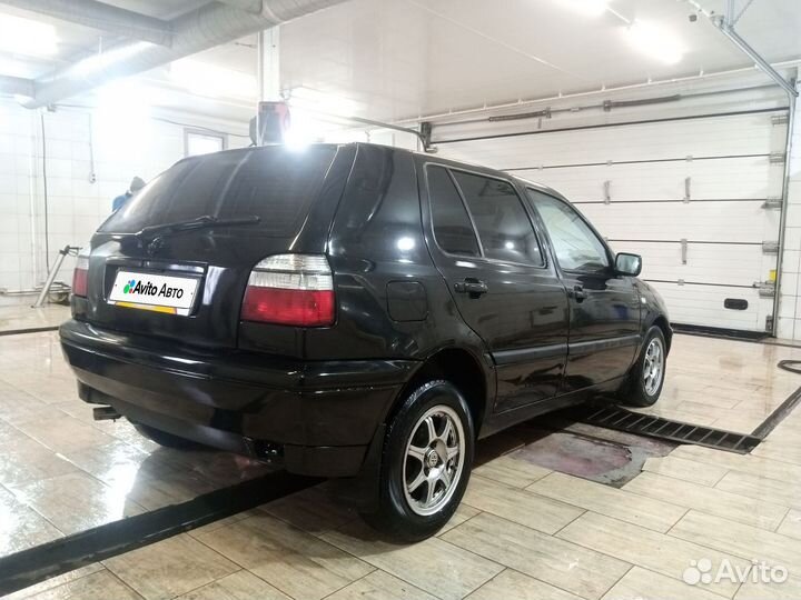 Volkswagen Golf 1.6 МТ, 1997, 274 562 км