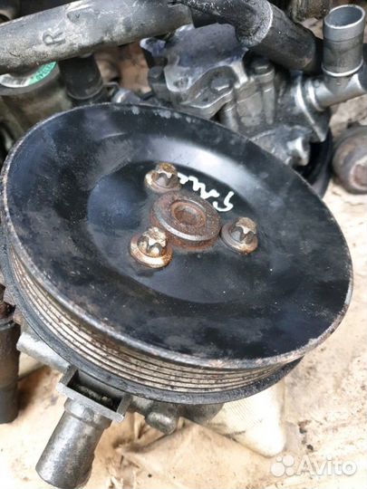 Шкив насоса гур A 604 236 00 10 Mercedes