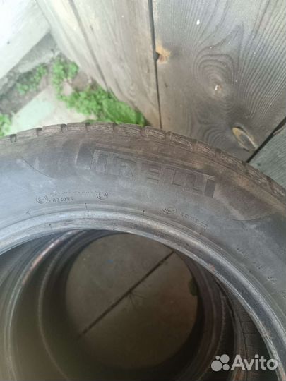 Pirelli Chrono 2 215/60 R16