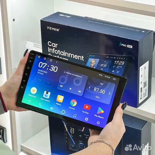Магнитола 9’’ Teyes на Renault Megane 3 / Fluence