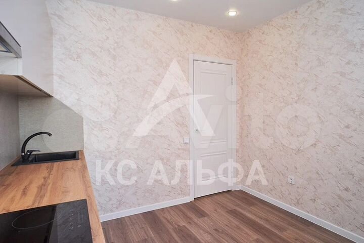 3-к. квартира, 80 м², 5/5 эт.