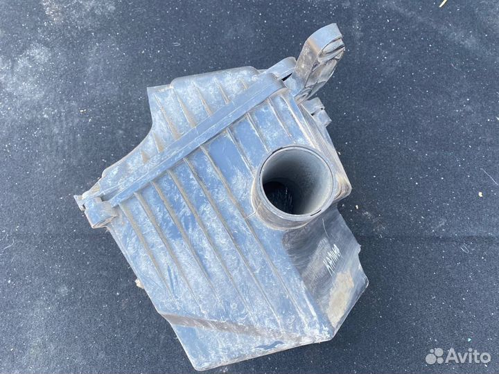 Корпус воздушного фильтра LADA Kalina универсал