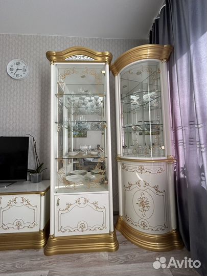 Стенка для гостиной, тумба под тв, шкаф-витрина