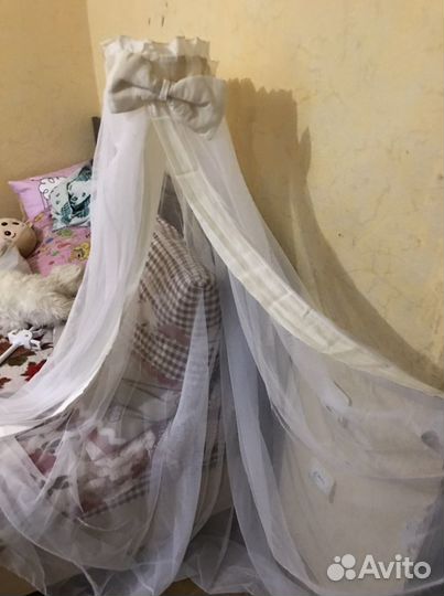 Бортики и балдахин