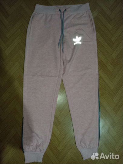 Спортивный костюм adidas для девочек