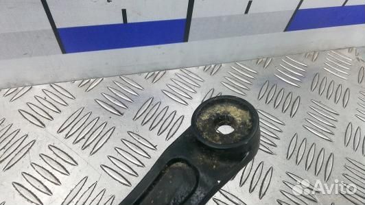 Щеткодержатель лобового стекла jeep cherokee KL (4