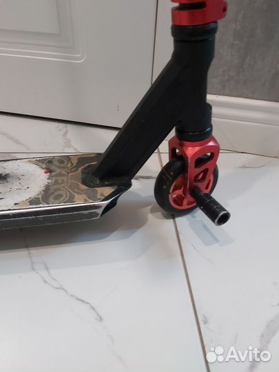 Трюковой самокат oxelo