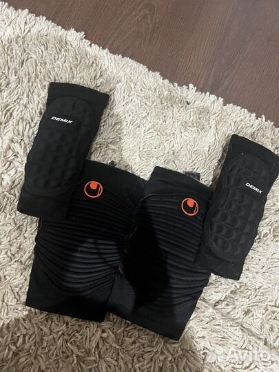 Наколенники для волейбола