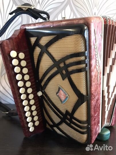 Гармонь шуйская чайка