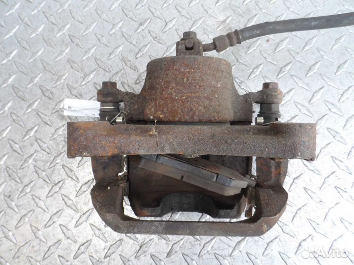 Суппорт передний правый Nissan Murano Murano I (Z5