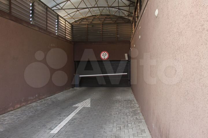 Машиноместо, 20 м²