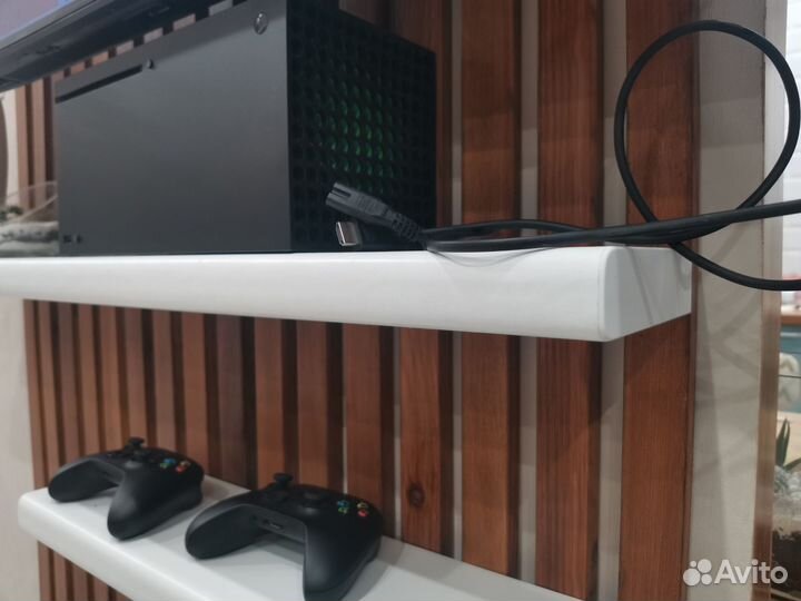 Xbox series x + 2 геймпада
