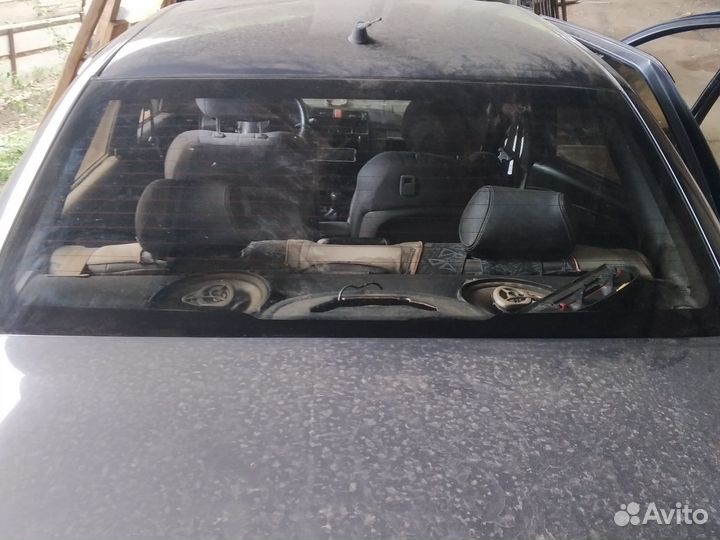 Стекло лобовое заднее Lifan Breez