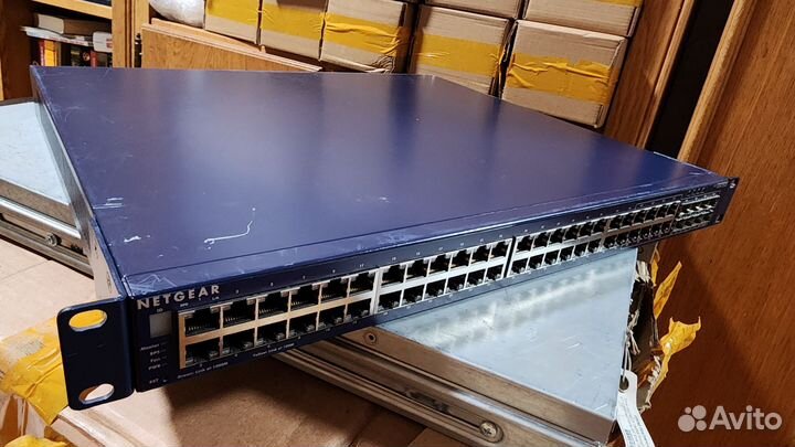 Netgear GSM7352S V2H1 prosafe 48+4 Gigabit Etherne