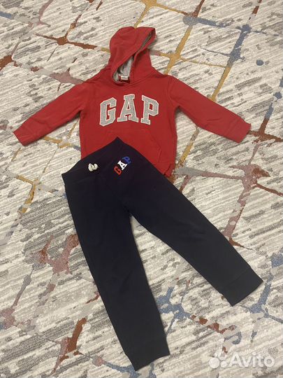Спортивный костюм Gap