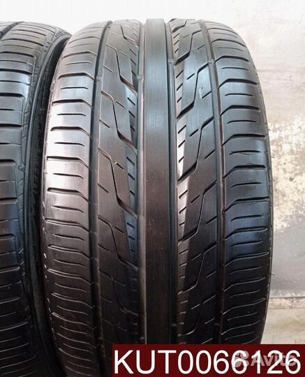 Toyo Extensa HP 255/35 R20 107U