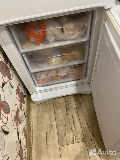 Холодильник indesit no frost