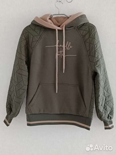 Спортивный костюм женский