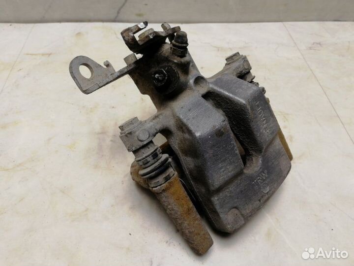 Суппорт задний левый Renault Megane 3 1.6 K4M839