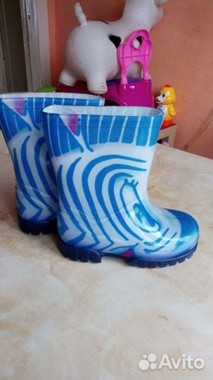 Резиновые сапоги