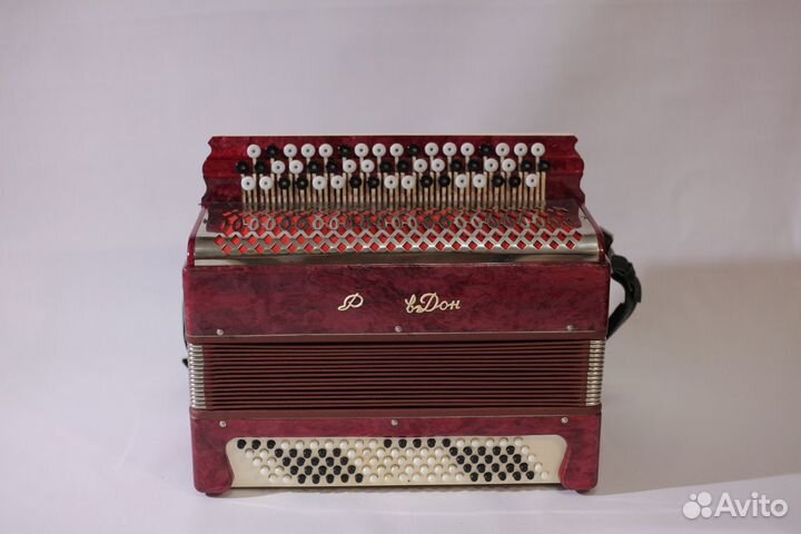 Продаю баян 