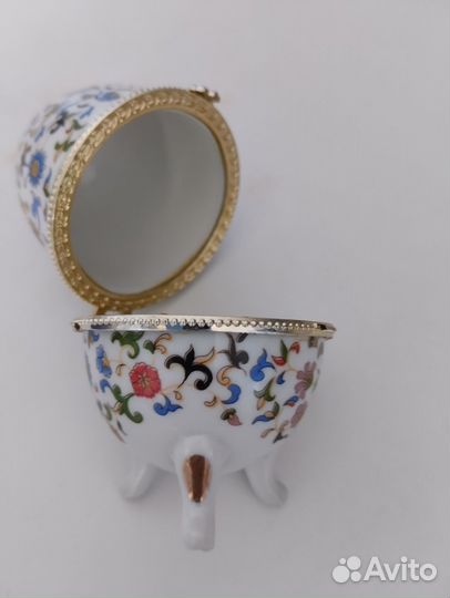 Фарфоровое яйцо