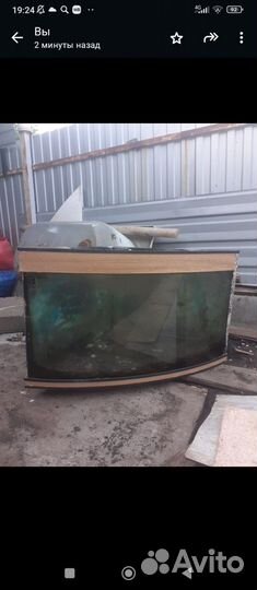 Аквариум угловой 