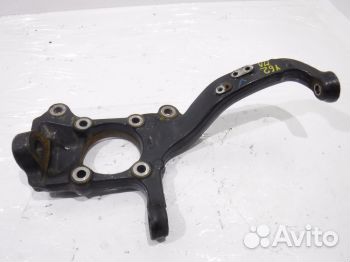 Кулак передний левый