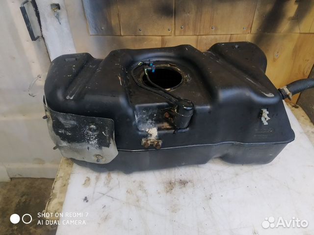 Бензобак Jeep Liberty kj