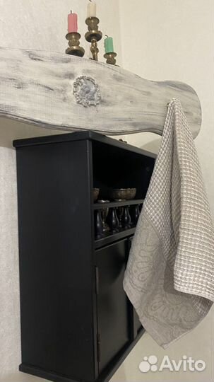 Вешалка настенная деревянная