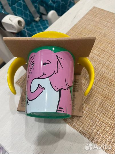 Поильник непроливайка munchkin