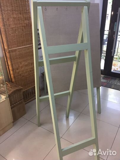 Стойка - раскладушка из дерева