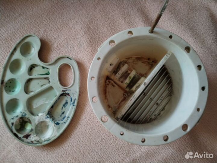 Баночка для рисования, палитра