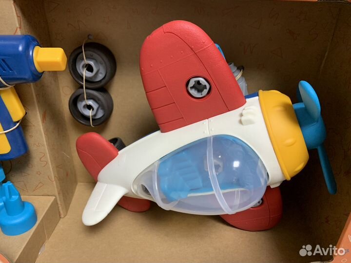 Новые игрушки Battat (Wonder Wheels)