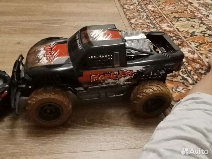 Машина на пульте управления