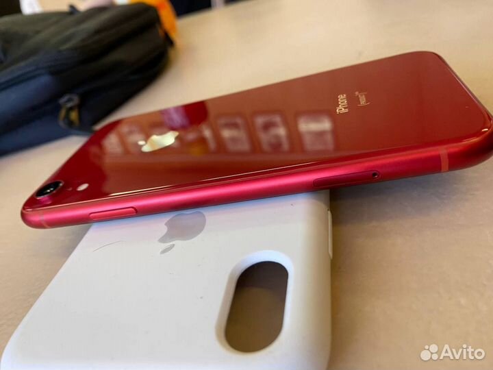 iPhone Xr, 128 ГБ