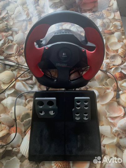 Игровой руль logitech