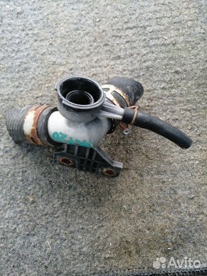 Тройник системы охлаждения Toyota Funcargo NCP20