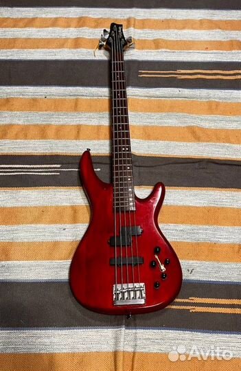5 струнная активная бас гитара Alvarez