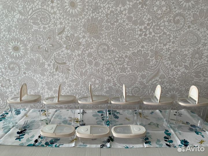 Набор контейнеров для хранения сыпучих продуктоа