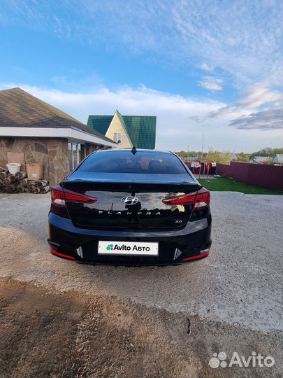 Hyundai Elantra 2.0 AT, 2019, 123 666 км