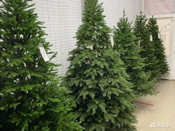 Елка искусственная