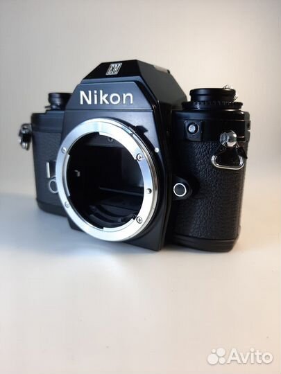 Nikon EM body black