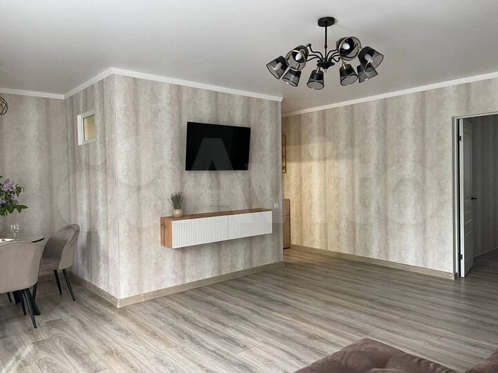 2-к. квартира, 54 м², 3/5 эт.