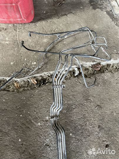 Топливная тормозная магистраль Toyota Noah