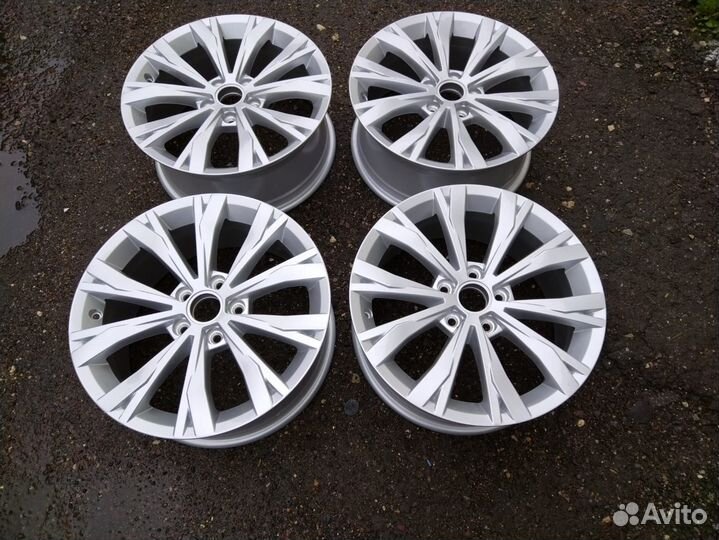 Диски литые R17 Новые Оригинальные Tiguan 2017-23
