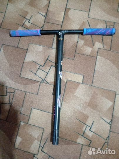 Продаю грипсы с рулем