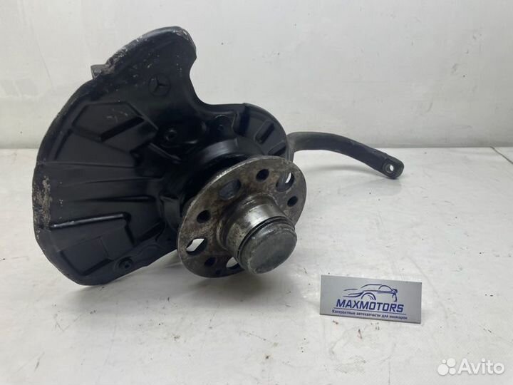 Кулак поворотный передний левый Mercedes-Benz E